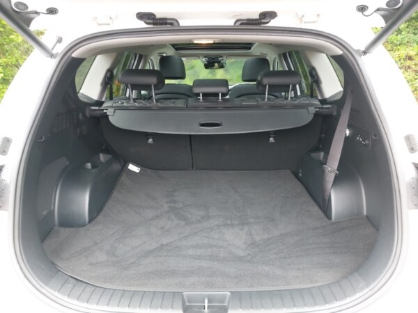 Used Hyundai Santa Fe 2022 for sale - 76051996: Photo 8