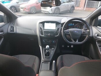 Used Ford Focus 2017 for sale - 75629189: Photo