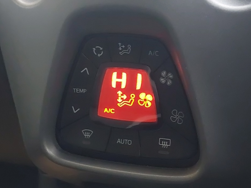 Used Toyota AYGO 2018 for sale - 76471546: Photo 14