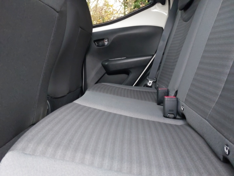 Used Toyota AYGO 2018 for sale - 76471546: Photo 6