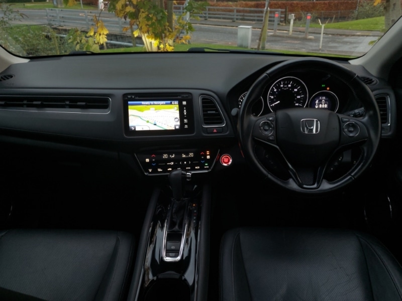 Used Honda HR-V 2020 for sale - 76511489: Photo 2