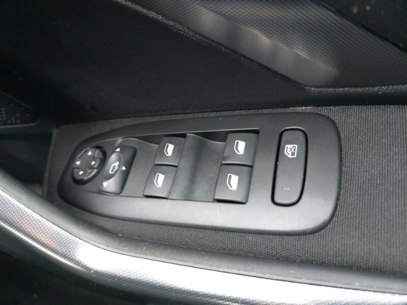 Used Peugeot 2008 2018 for sale - 78094082: Photo 16