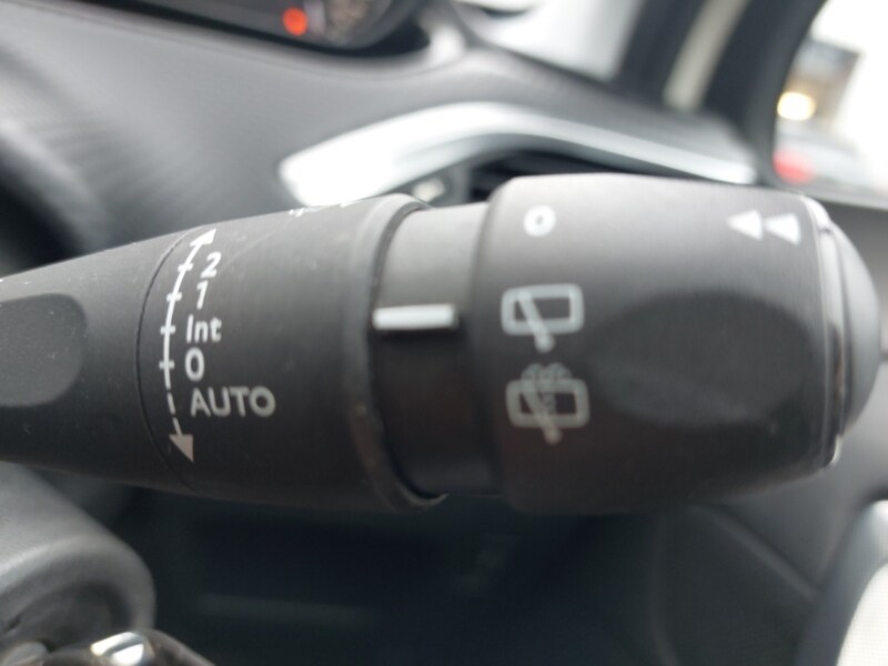 Used Peugeot 2008 2018 for sale - 78094082: Photo 19