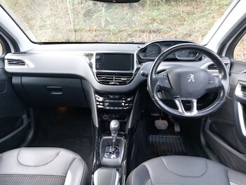 Used Peugeot 2008 2018 for sale - 78094082: Photo