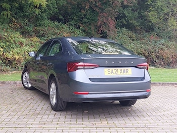 Used Skoda Octavia 2021 for sale - 76121169: Photo 3