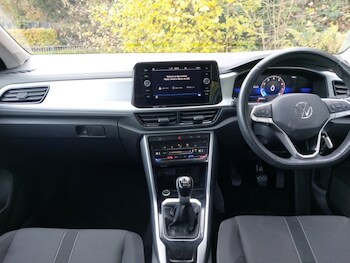 Used Volkswagen T-Roc 2022 for sale - 76465348: Photo