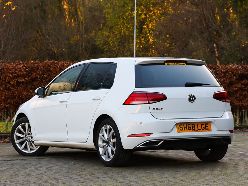 Used Volkswagen Golf 2018 for sale - 76630678: Photo 3