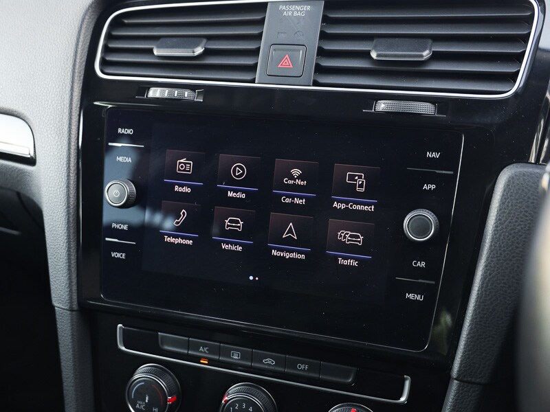 Used Volkswagen Golf 2018 for sale - 76630678: Photo 9