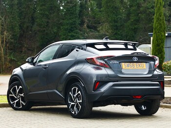Used Toyota C-HR 2019 for sale - 77698541: Photo