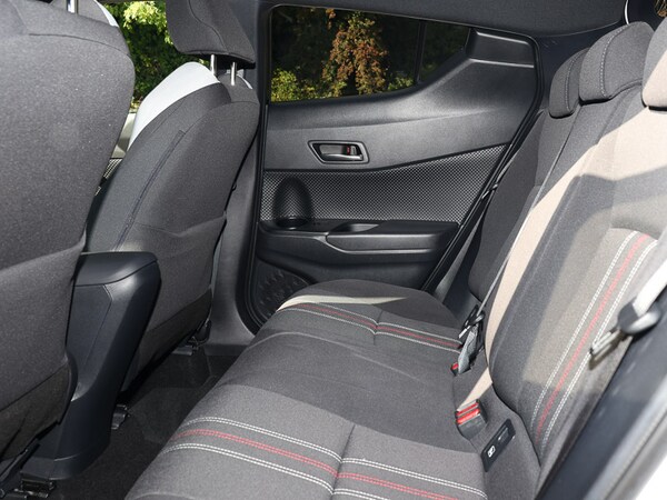 Used Toyota C-HR 2022 for sale - 76059057: Photo 6