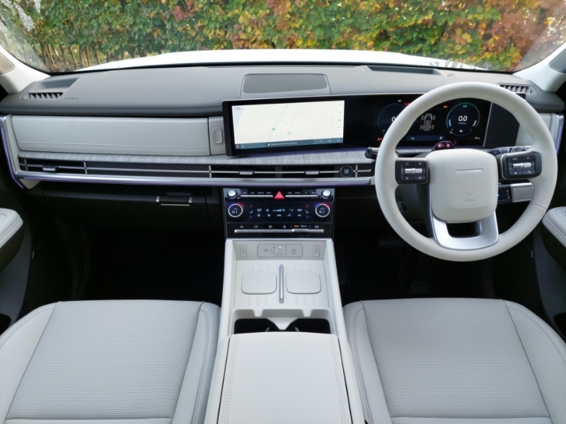 Used Hyundai Santa Fe 2025 for sale - 76365472: Photo 2