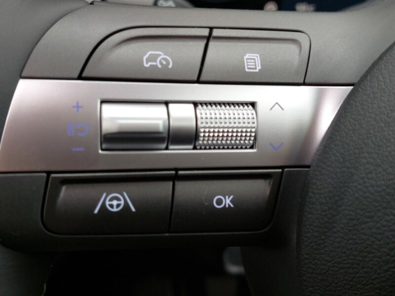 Used Hyundai KONA 2025 for sale - 76362192: Photo 15