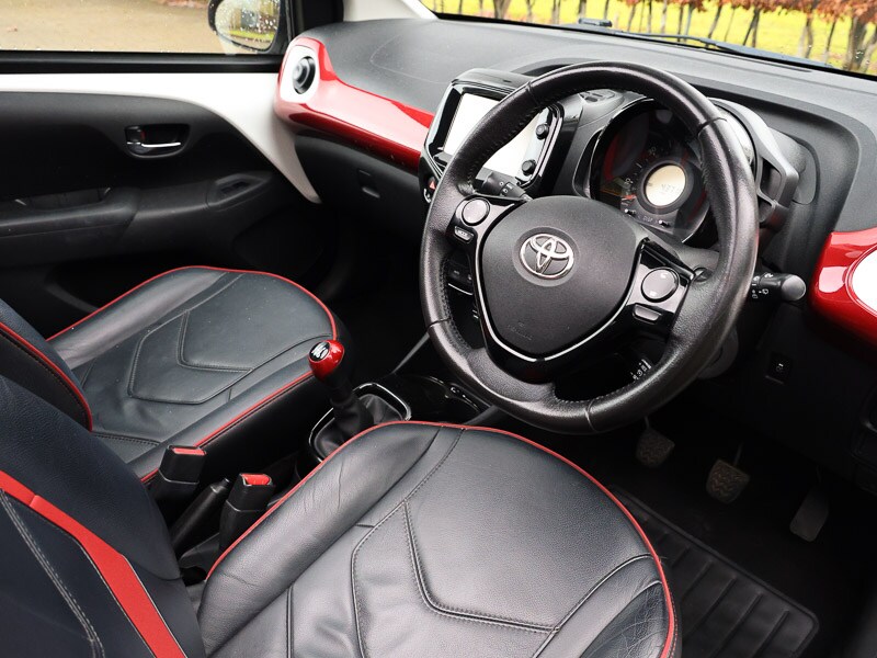 Used Toyota AYGO 2017 for sale - 77028633: Photo 10