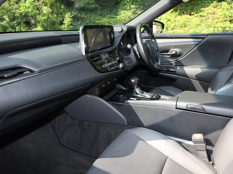 Used Lexus ES 2022 for sale - 76560252: Photo 2