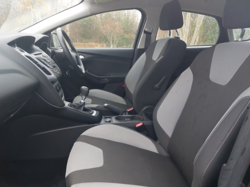 Used Ford Focus 2013 for sale - 76741685: Photo 5