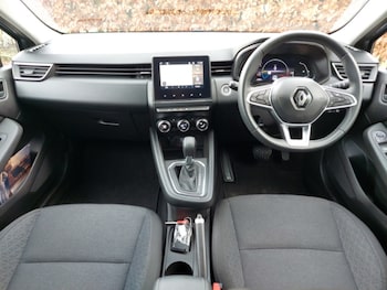 Used Renault Clio 2023 for sale - 77004553: Photo