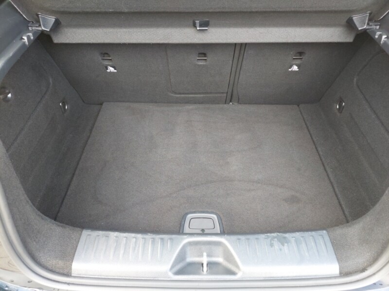 Used Mercedes-Benz A-Class 2018 for sale - 77652125: Photo 8