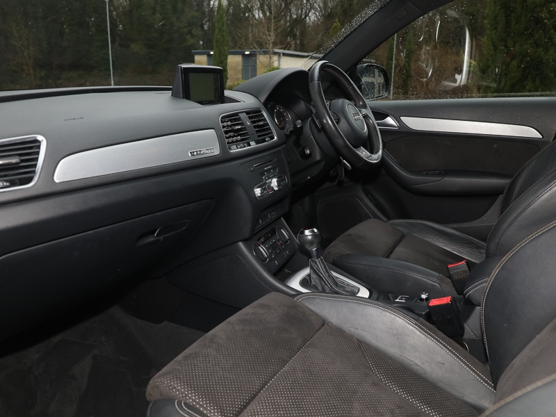 Used Audi Q3 2016 for sale - 77467055: Photo 2