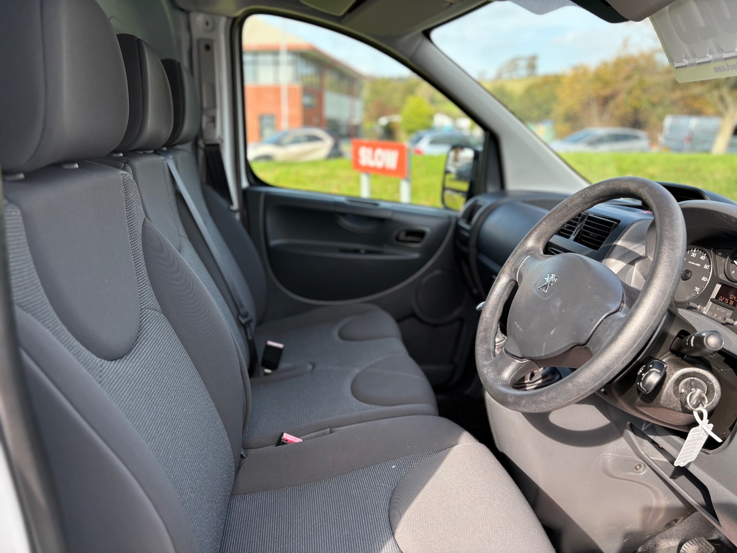 Used Peugeot Expert 2016 for sale - 76128853: Photo 5