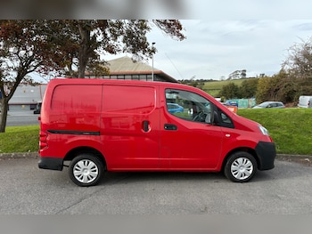 Used Nissan NV200 2019 for sale - 76114626: Photo