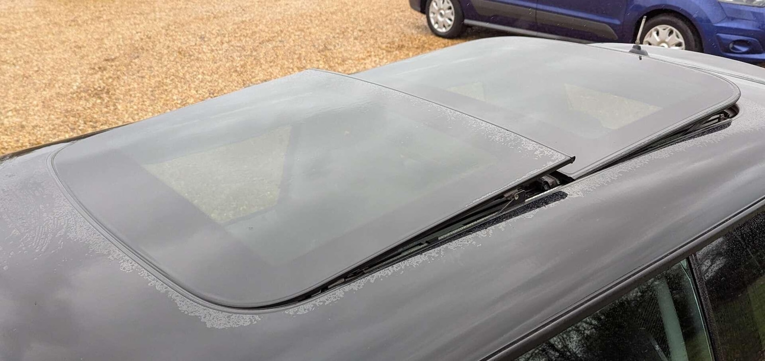 Used MINI Hatch 2010 for sale - 77892172: Photo 5