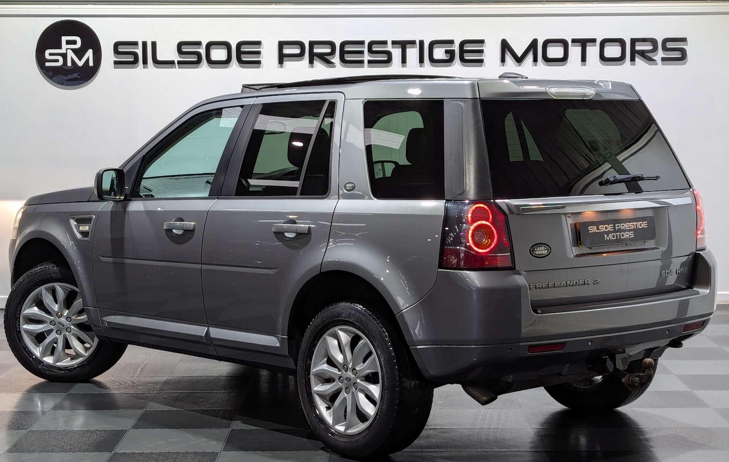 Used Land Rover Freelander 2012 for sale - 77191398: Photo 2