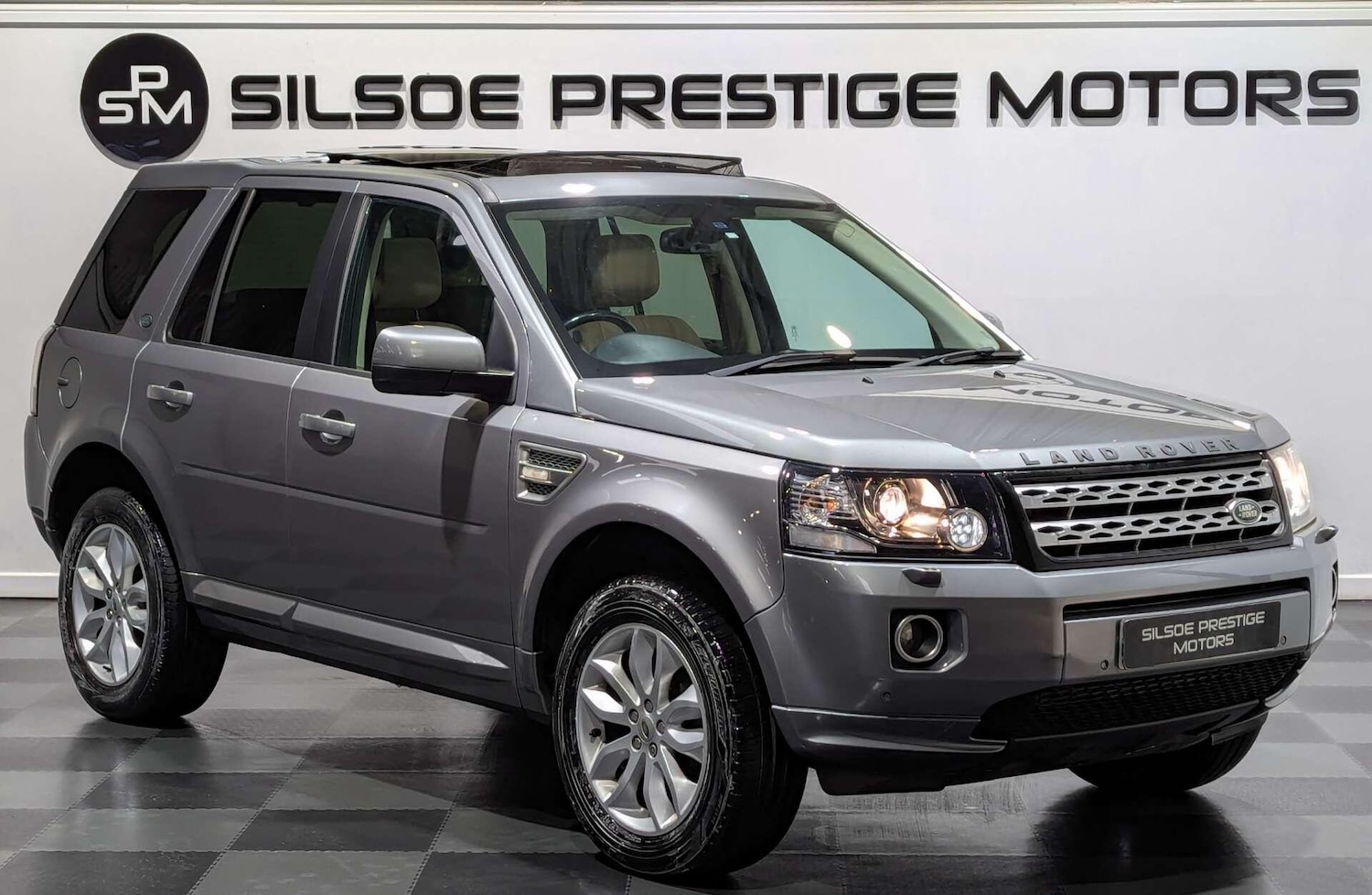 Used Land Rover Freelander 2012 for sale - 77191398: Photo 3