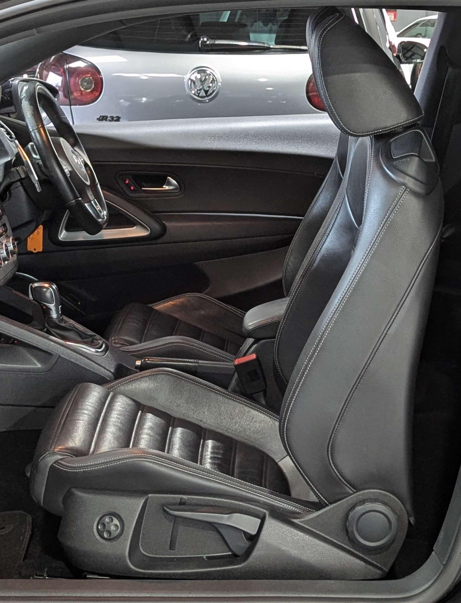 Used Volkswagen Scirocco 2013 for sale - 77386736: Photo 21