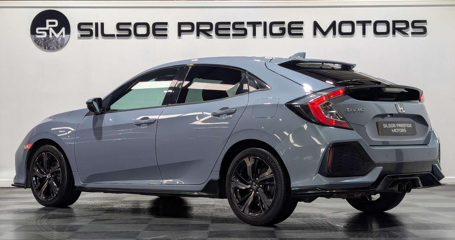 Used Honda Civic 2017 for sale - 77839737: Photo 19