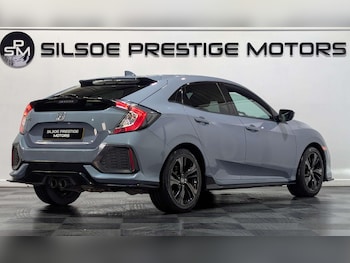 Used Honda Civic 2017 for sale - 77839737: Photo