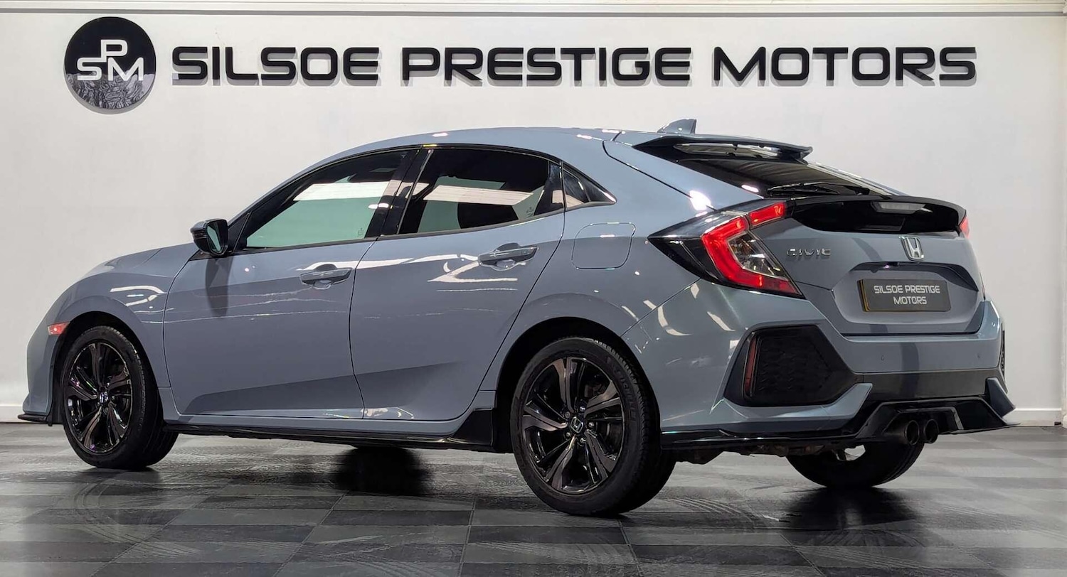 Used Honda Civic 2017 for sale - 77839737: Photo 5