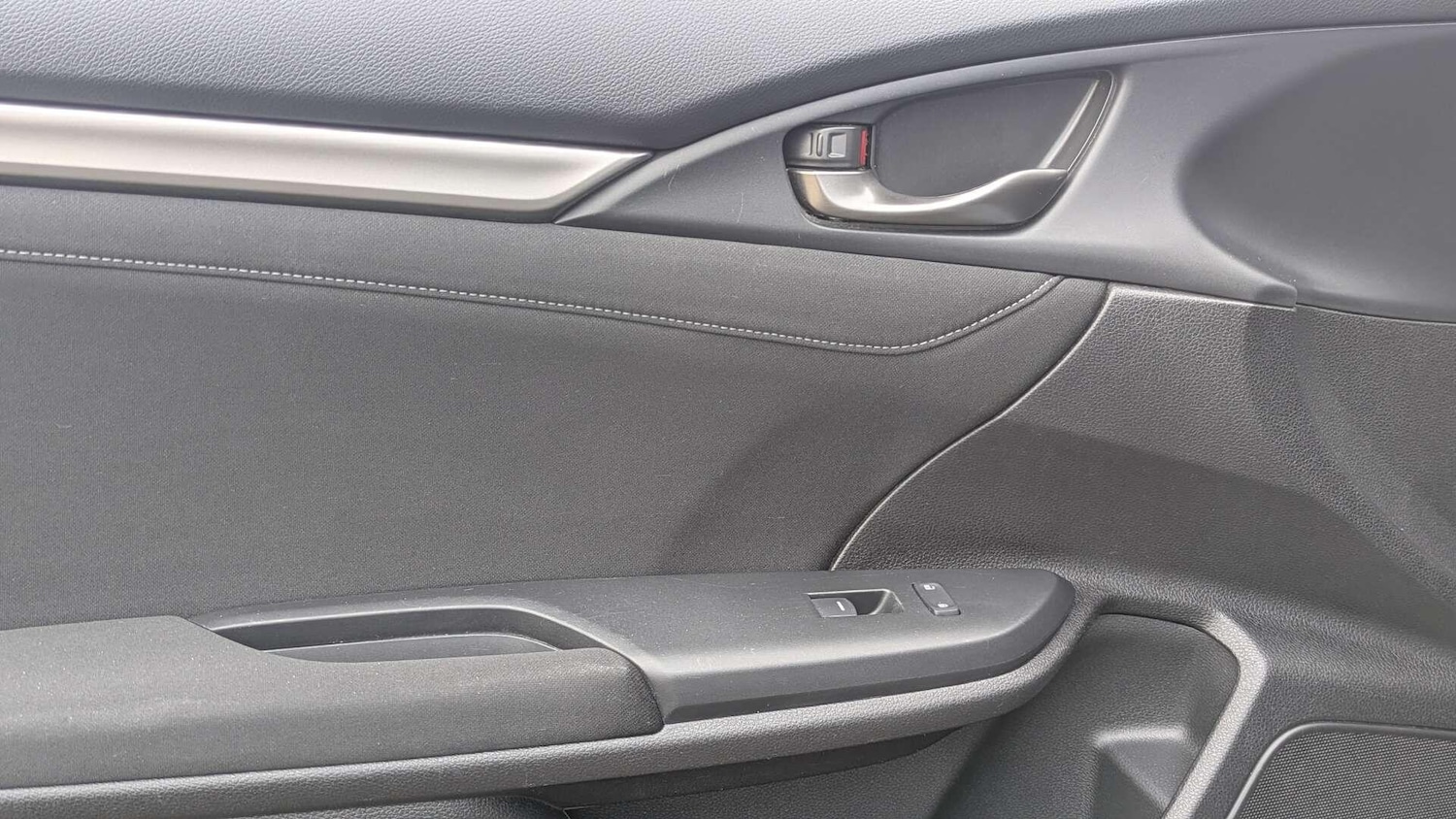 Used Honda Civic 2017 for sale - 77839737: Photo 59