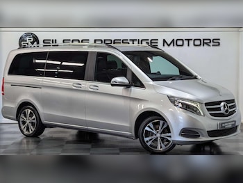 Used Mercedes-Benz V-Class 2017 for sale - 78539351: Photo