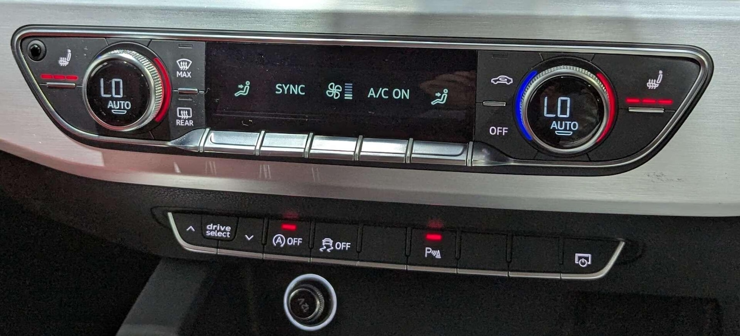 Used Audi A4 2016 for sale - 76731104: Photo 34