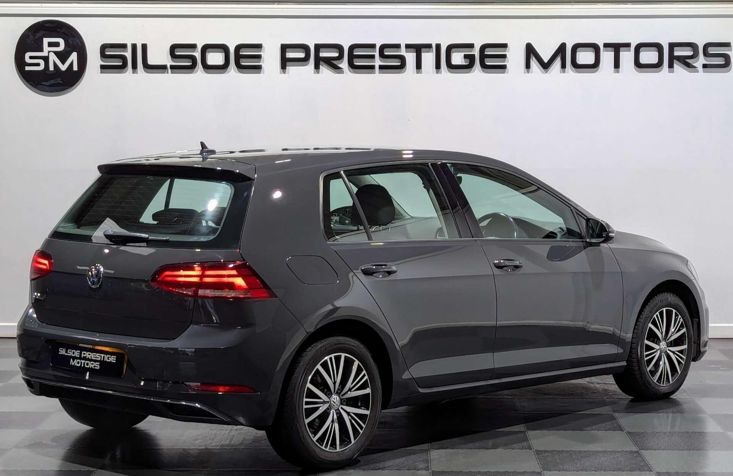 Used Volkswagen Golf 2018 for sale - 77155994: Photo 12