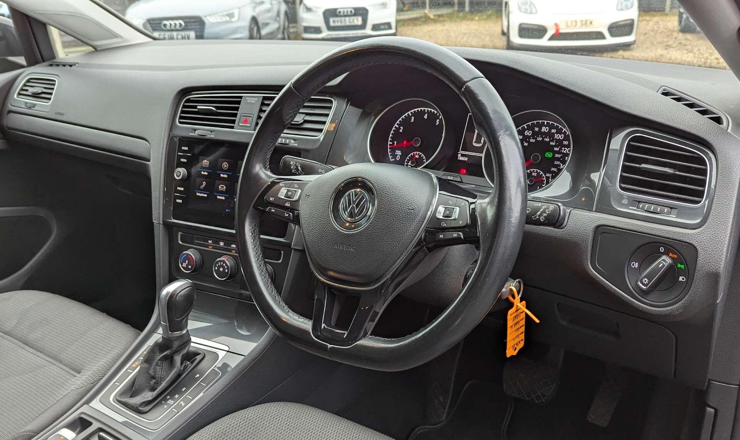 Used Volkswagen Golf 2018 for sale - 77155994: Photo 19