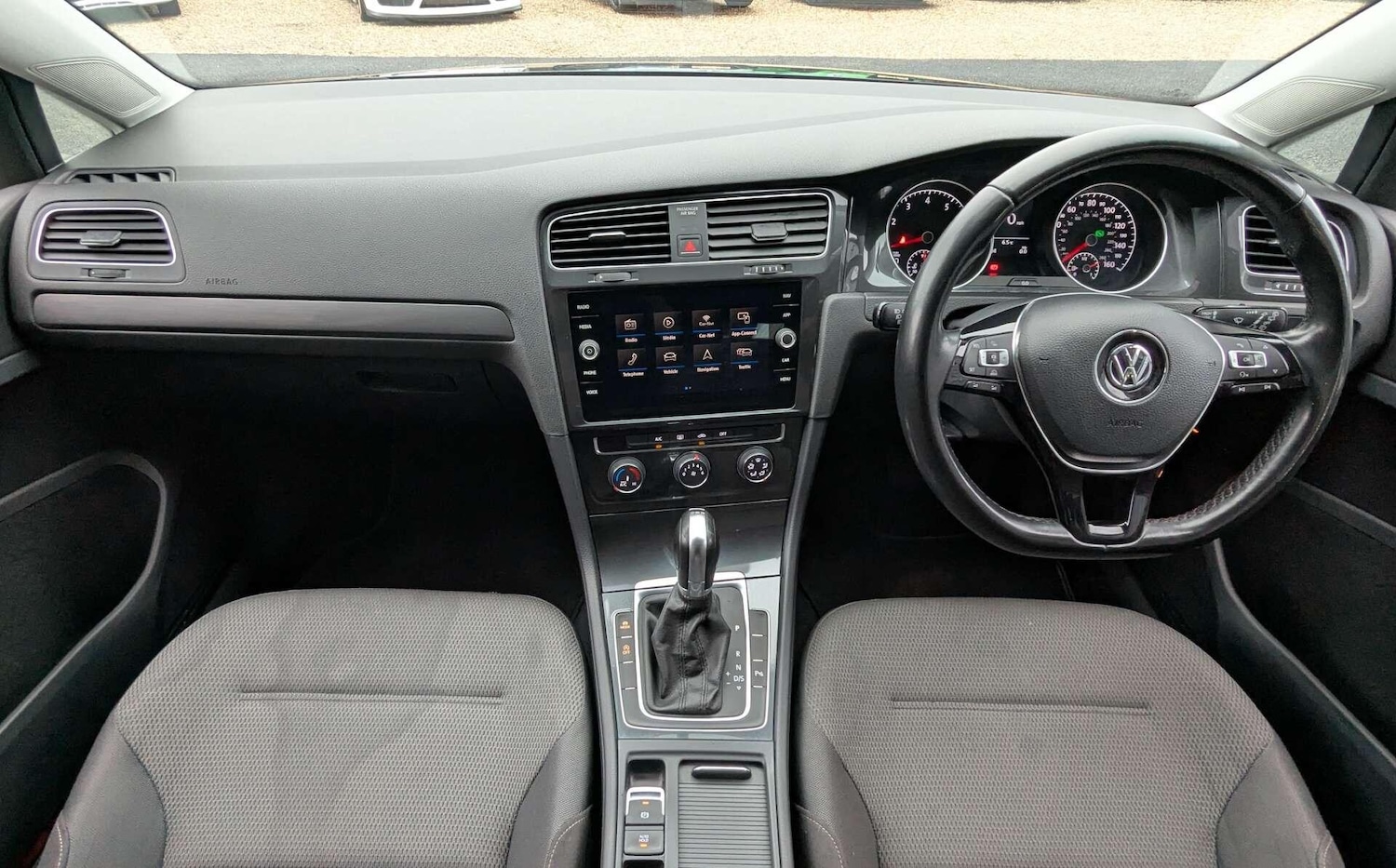 Used Volkswagen Golf 2018 for sale - 77155994: Photo 28