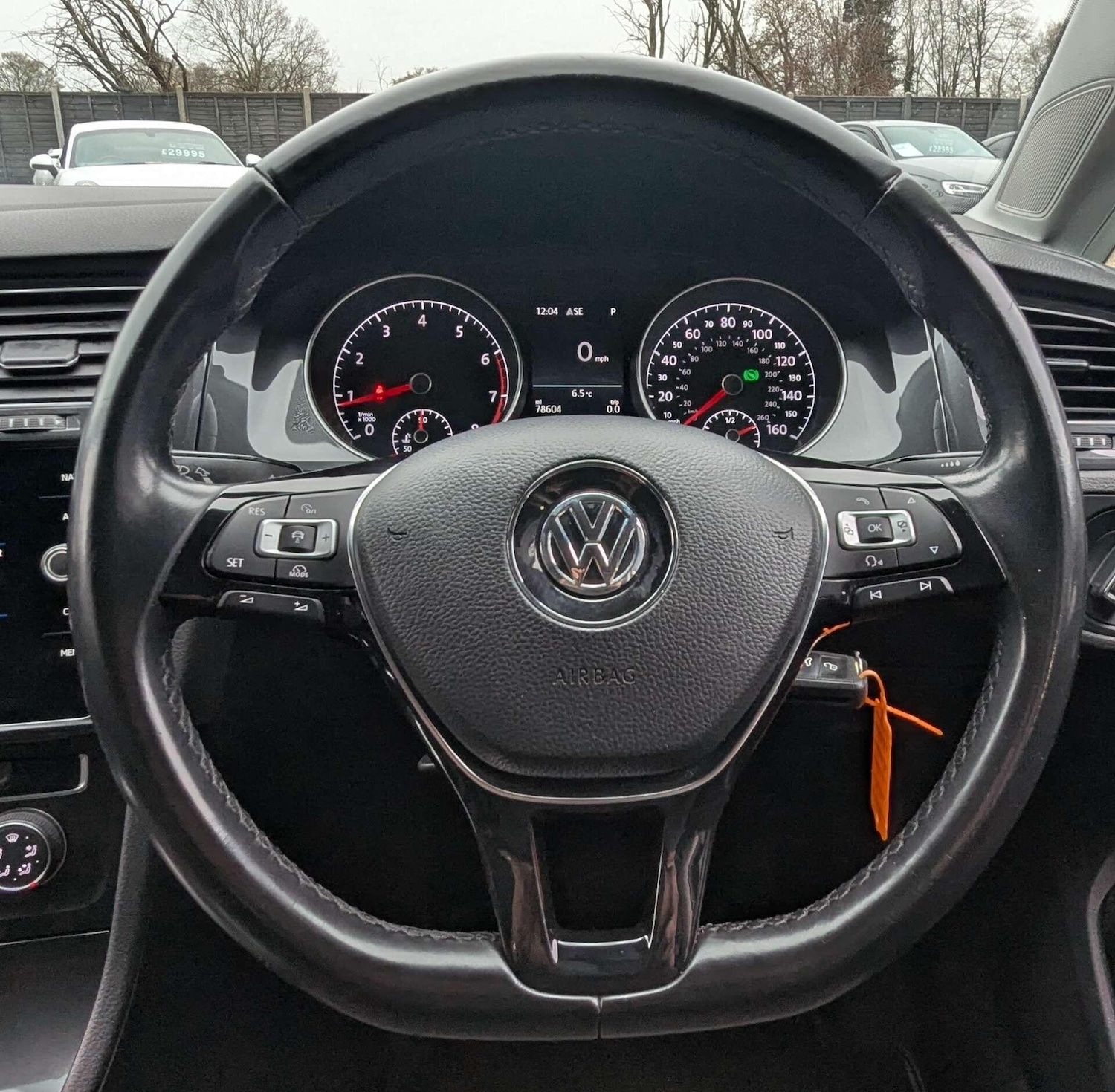 Used Volkswagen Golf 2018 for sale - 77155994: Photo 30