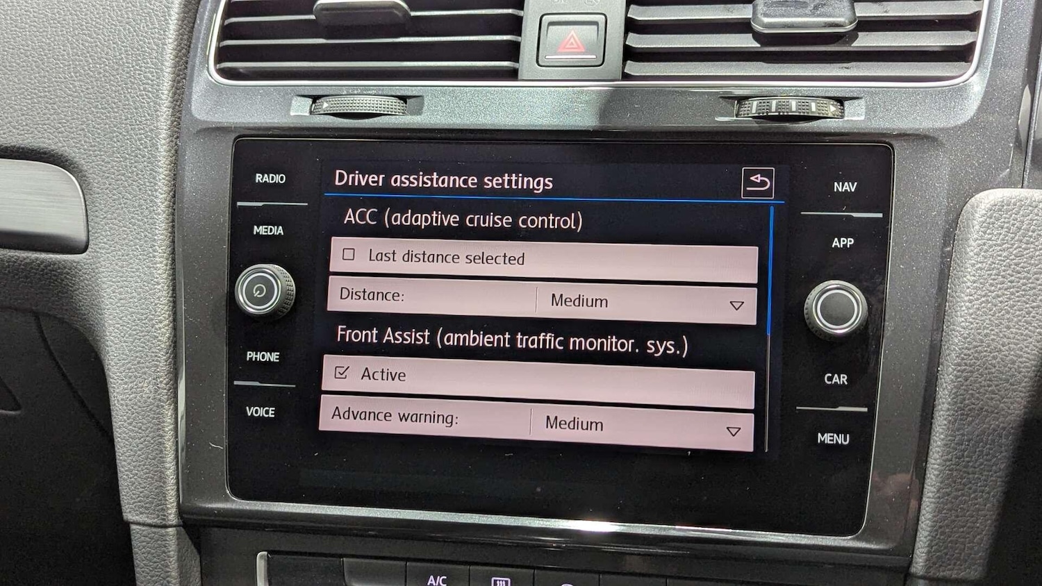 Used Volkswagen Golf 2018 for sale - 77155994: Photo 40