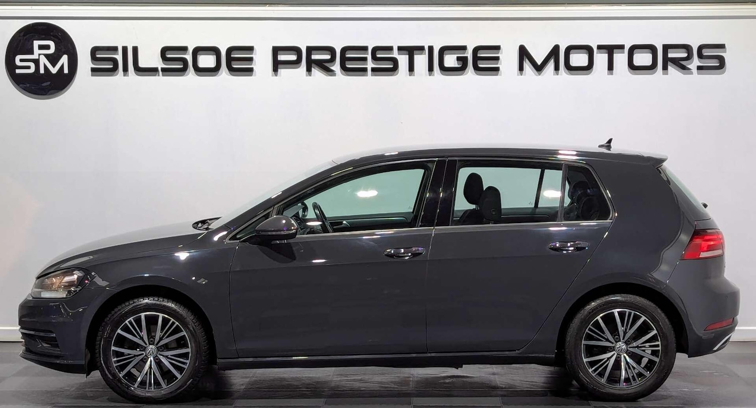 Used Volkswagen Golf 2018 for sale - 77155994: Photo 7