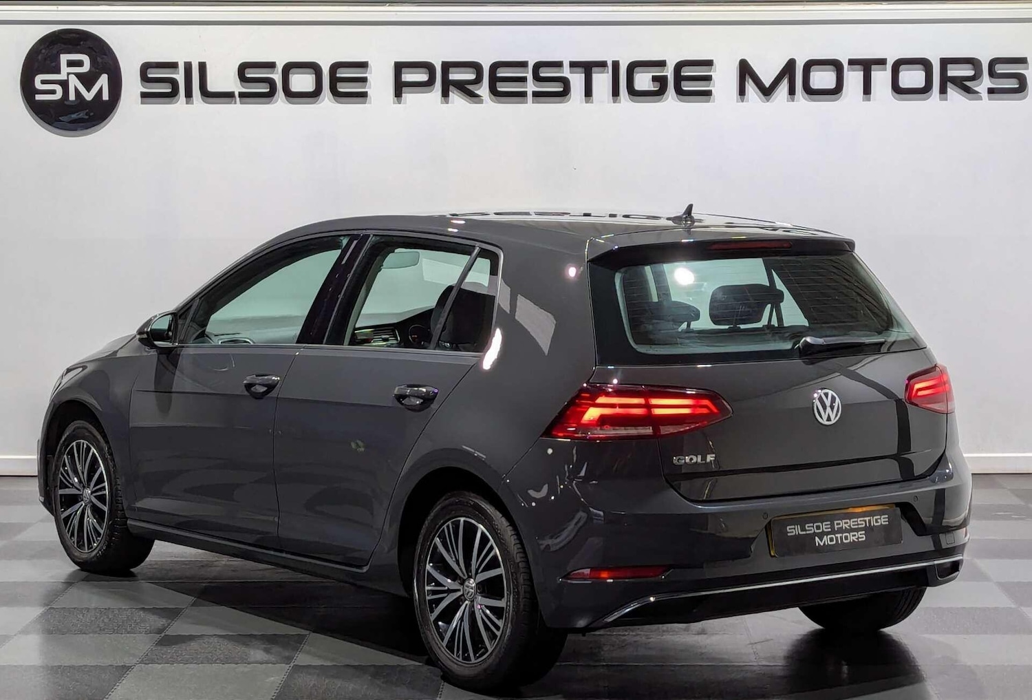 Used Volkswagen Golf 2018 for sale - 77155994: Photo 8