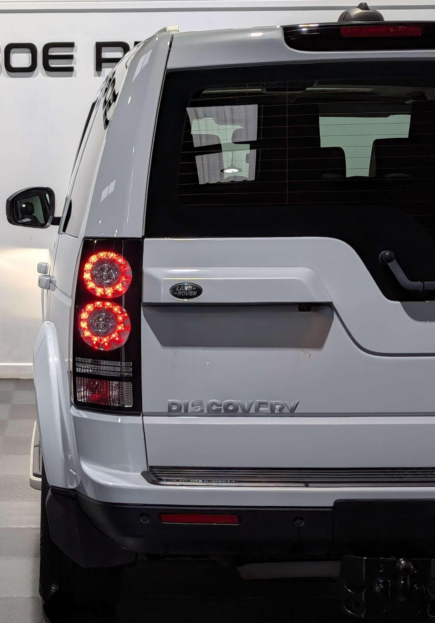 Used Land Rover Discovery 2016 for sale - 77040403: Photo 11