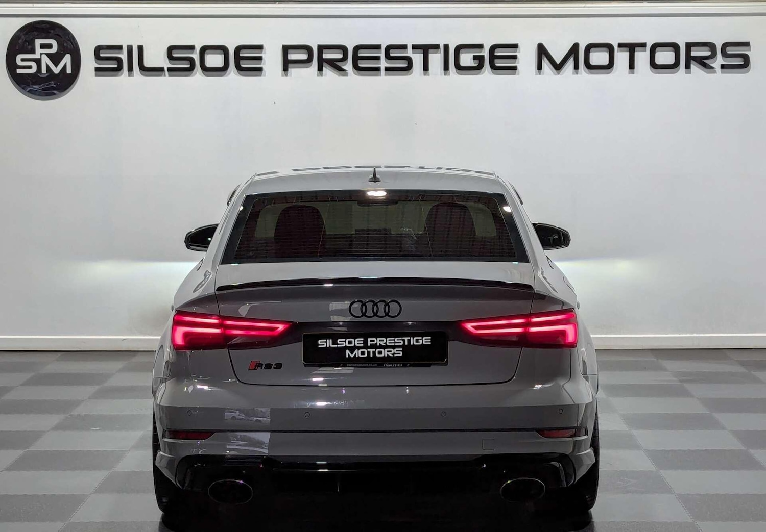 Used Audi RS3 2017 for sale - 77155929: Photo 10