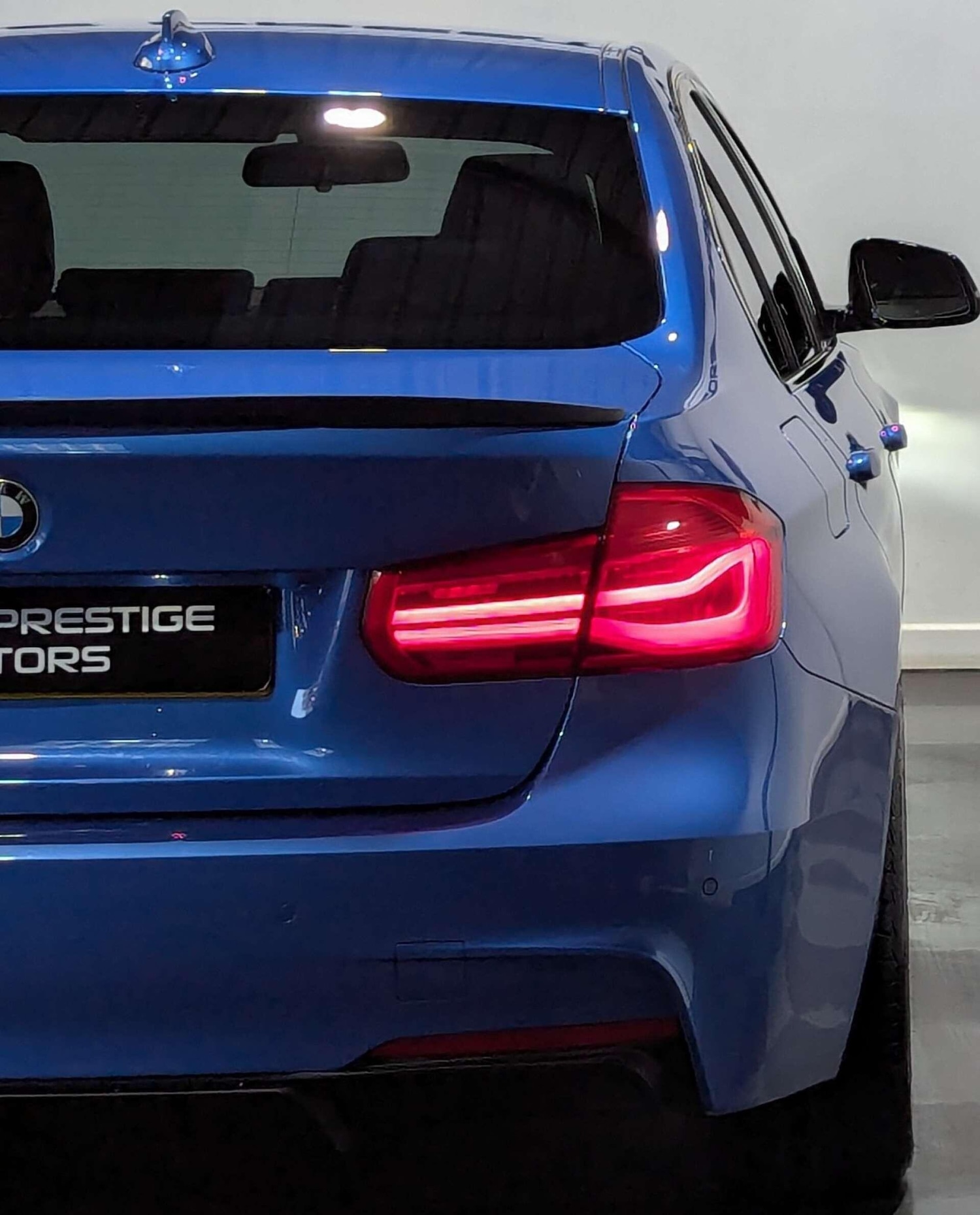 Used BMW 3 Series 2017 for sale - 77939757: Photo 11