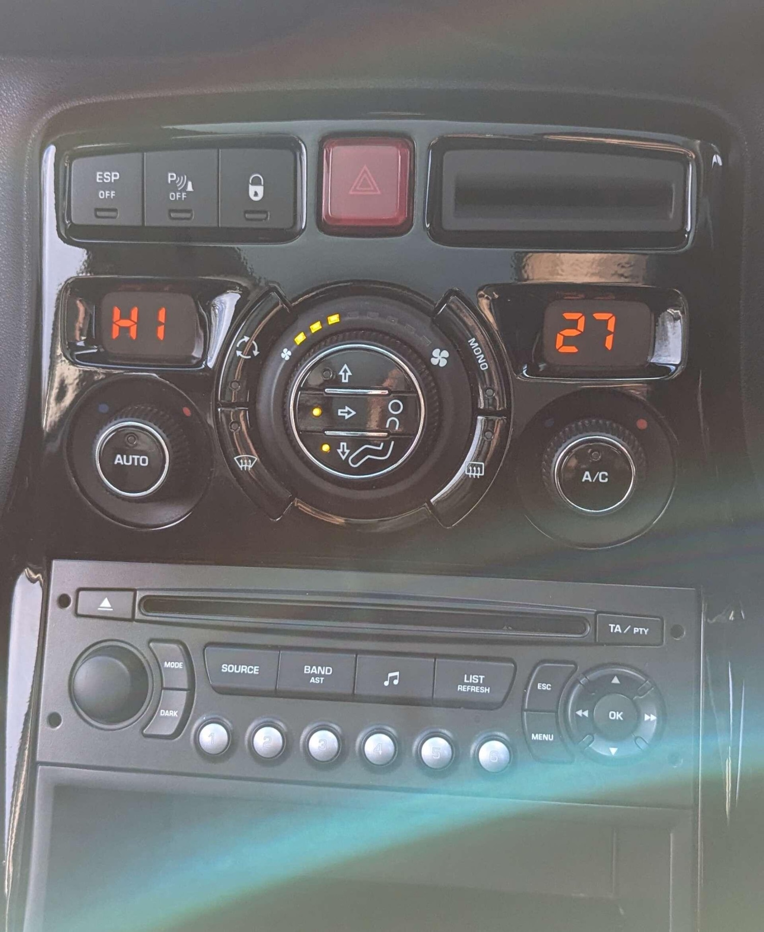 Used Citroen C3 Picasso 2012 for sale - 77387158: Photo 20