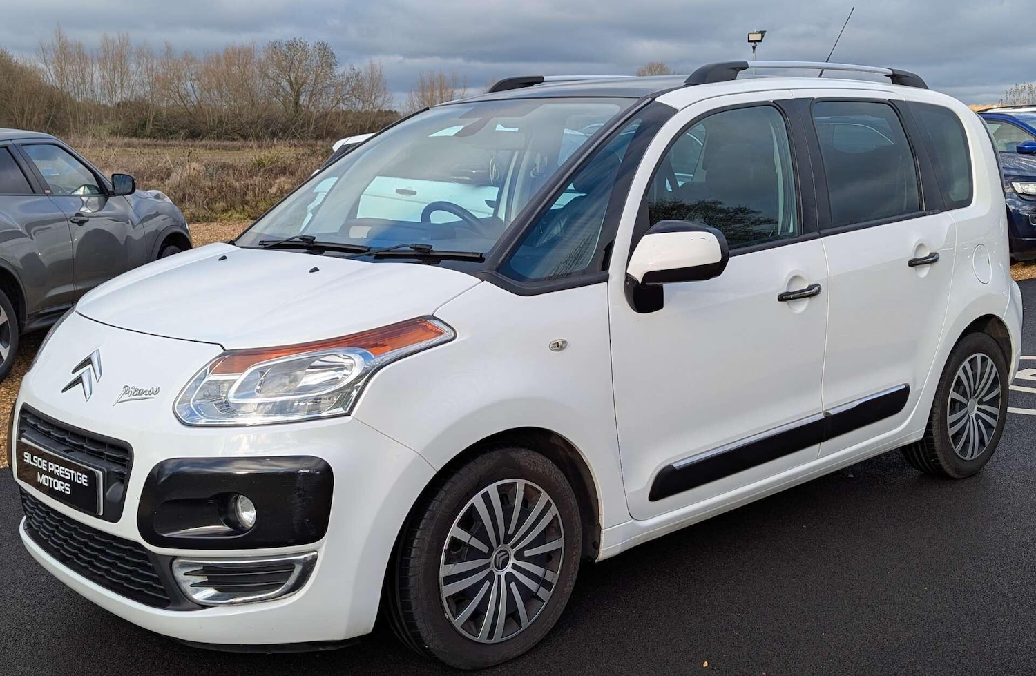 Used Citroen C3 Picasso 2012 for sale - 77387158: Photo 3