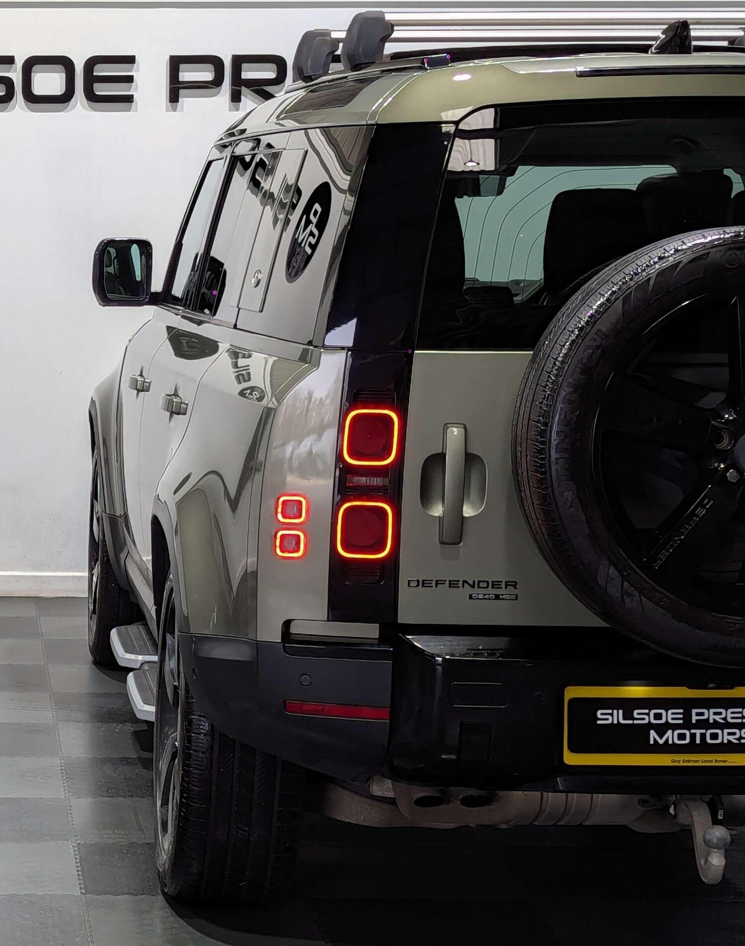 Used Land Rover Defender 2020 for sale - 77838473: Photo 10