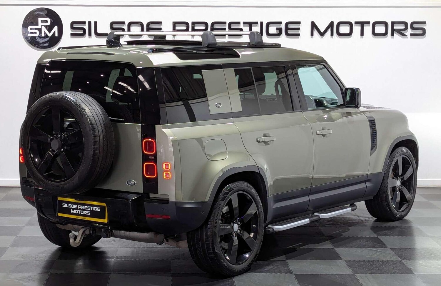 Used Land Rover Defender 2020 for sale - 77838473: Photo 14