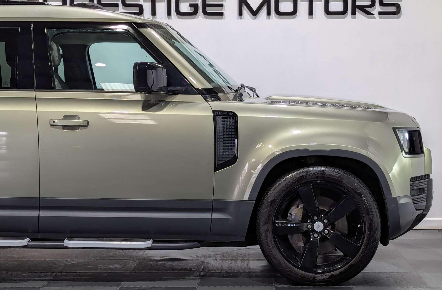 Used Land Rover Defender 2020 for sale - 77838473: Photo 16