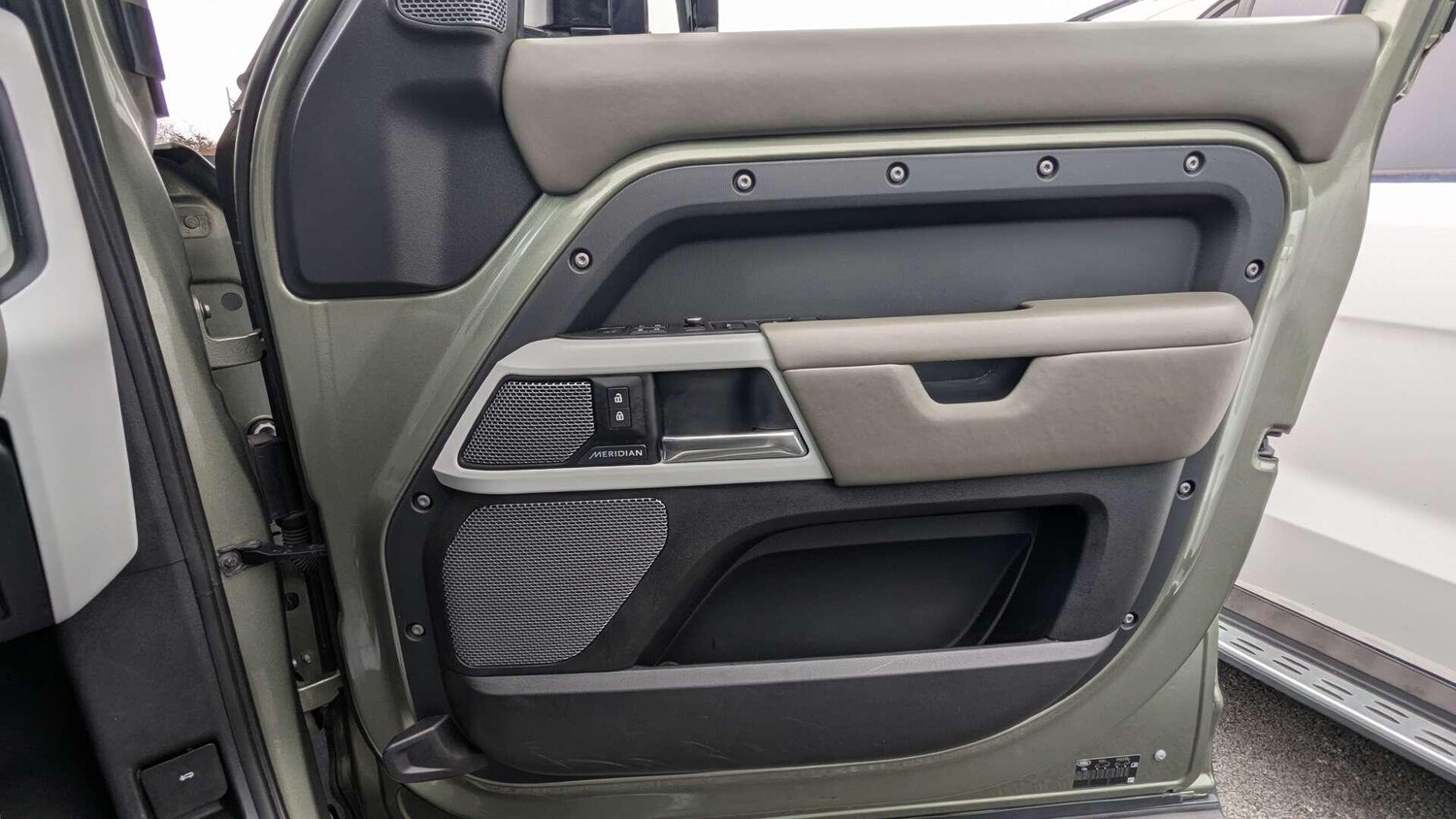 Used Land Rover Defender 2020 for sale - 77838473: Photo 52